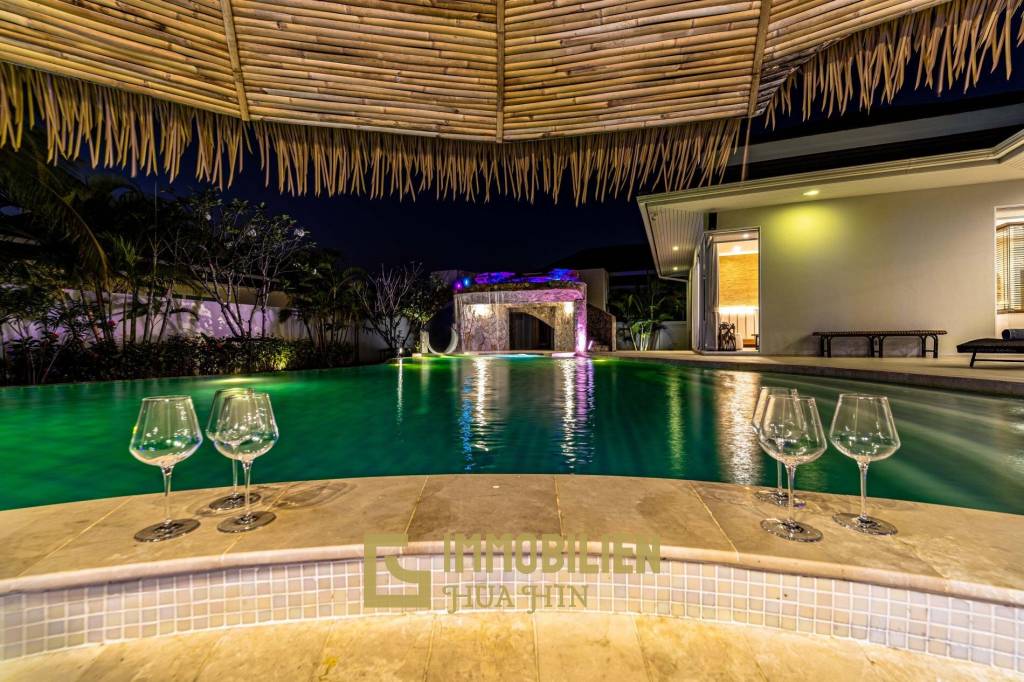 Woodlands: Luxury 7 Bedroom Pool Villa For Sale