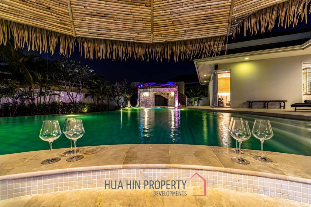 Woodlands: Luxury 7 Bedroom Pool Villa For Sale