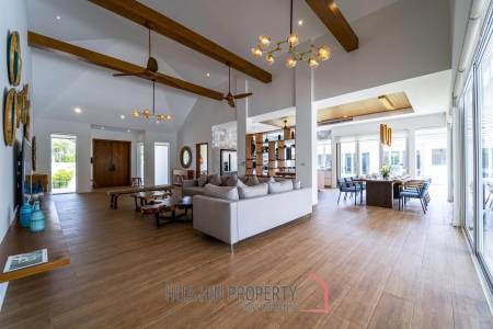 Woodlands: Luxury 7 Bedroom Pool Villa For Sale