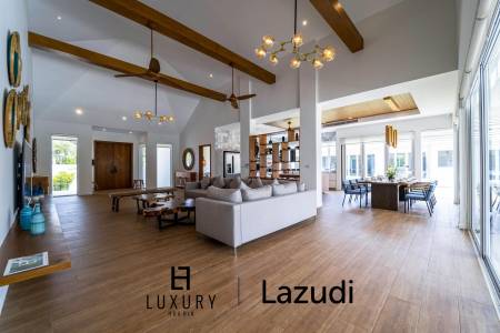 Woodlands: Luxuriöse 7 Schlafzimmer Pool Villa