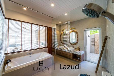 Woodlands: Luxuriöse 7 Schlafzimmer Pool Villa