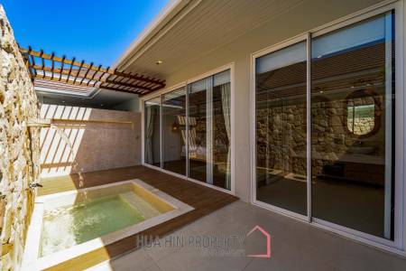 Woodlands: Luxury 7 Bedroom Pool Villa For Sale