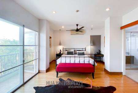 Blue Mountain : 2 Bedroom Sea and Mountain View Condo