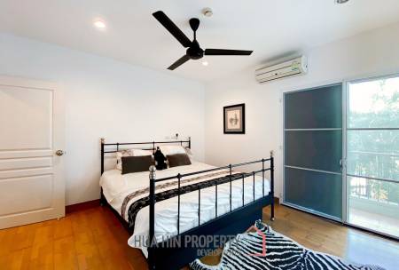 Blue Mountain : 2 Bedroom Sea and Mountain View Condo