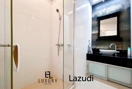 Blue Mountain : 2 Bedroom Sea and Mountain View Condo