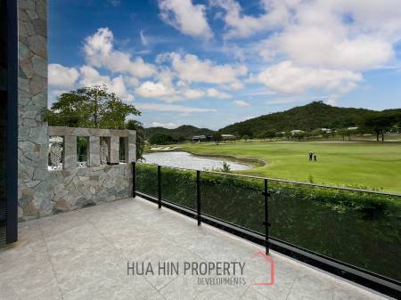 Black Mountain : 4 Story 3 Bedroom Townhouse