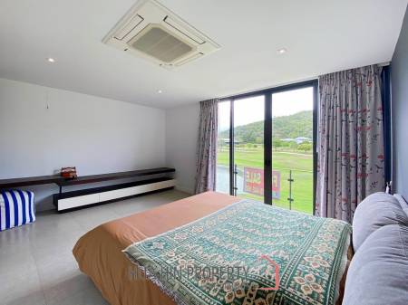 Black Mountain : 4 Story 3 Bedroom Townhouse
