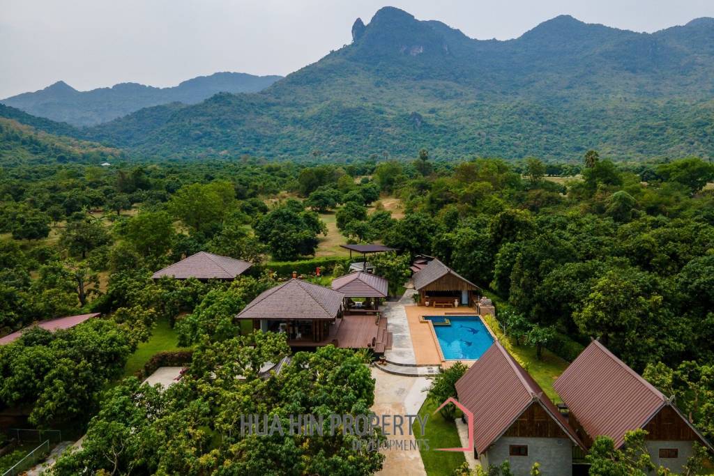 Mountain View Private Villa and Resort For Sale in Samroiyod Near Beach