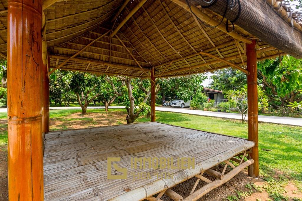 Mountain View Private Villa and Resort For Sale in Samroiyod Near Beach