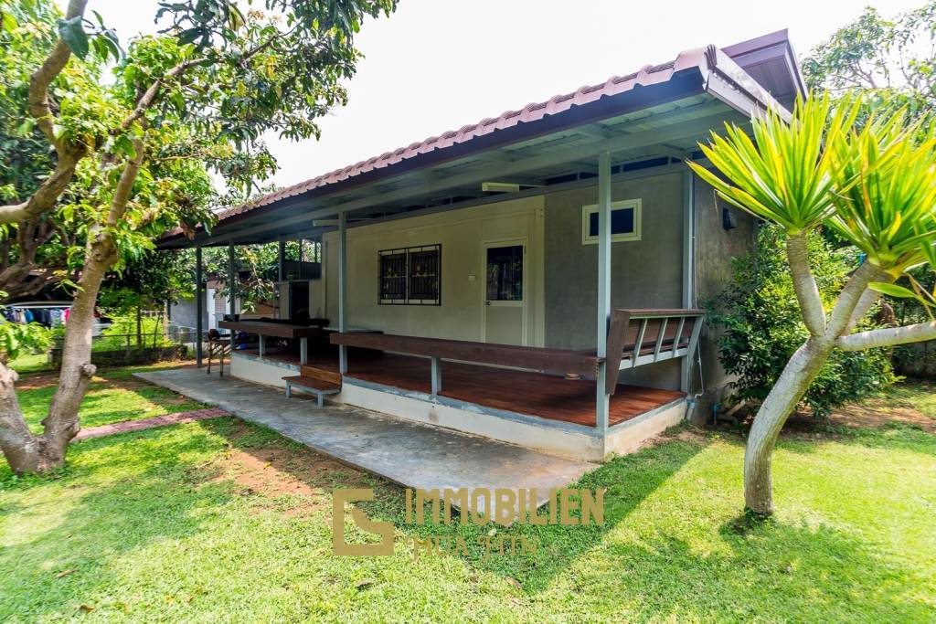 Private Villa mit Bergblick in der Nähe des Strandes mit angeschlossenem Resort in Sam Roi Yot