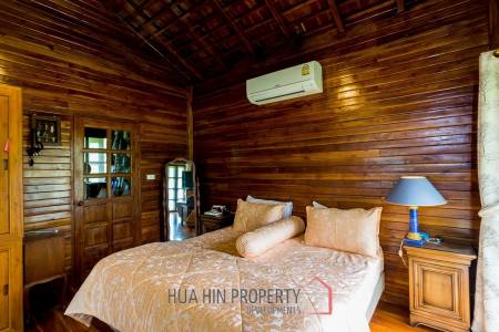 Mountain View Private Villa and Resort For Sale in Samroiyod Near Beach