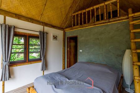 Mountain View Private Villa and Resort For Sale in Samroiyod Near Beach