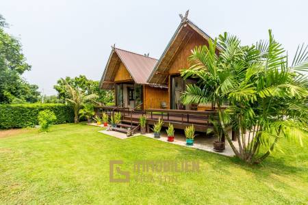 Mountain View Private Villa and Resort For Sale in Samroiyod Near Beach