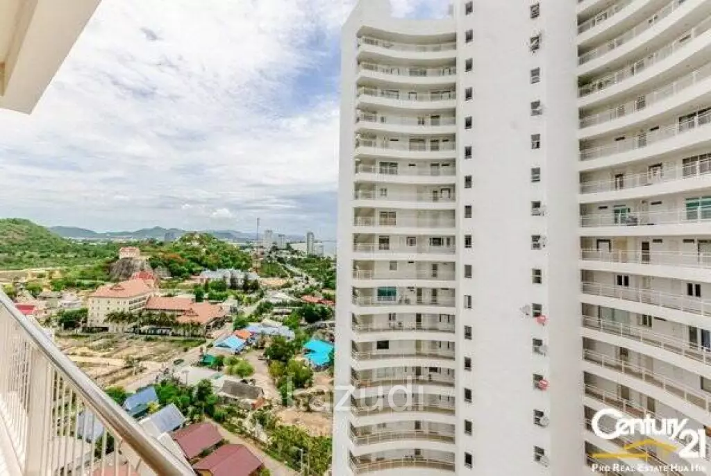 1 Bed Condo with Amazing Sea View and Mountain View