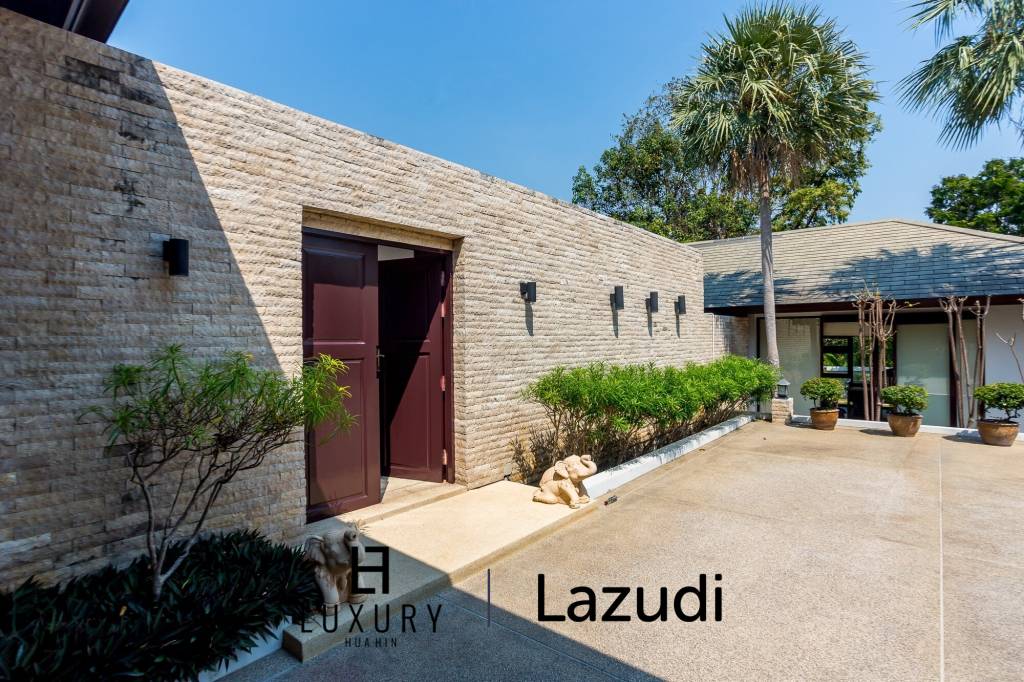 Дом 2,400 кв.м. 4 Кровать 