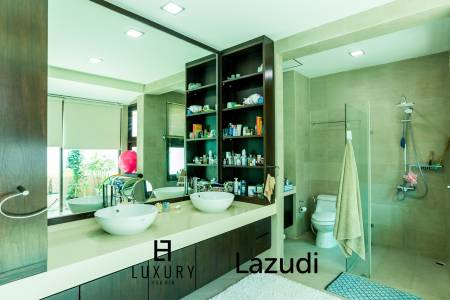 Дом 2,400 кв.м. 4 Кровать 