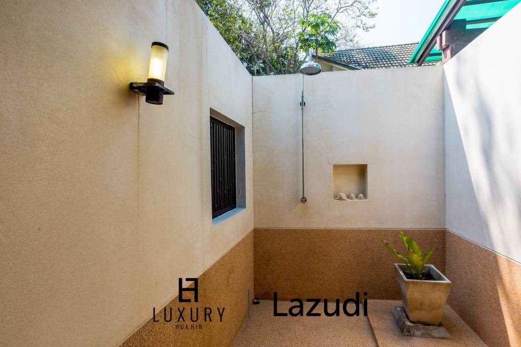 Дом 2,400 кв.м. 4 Кровать 