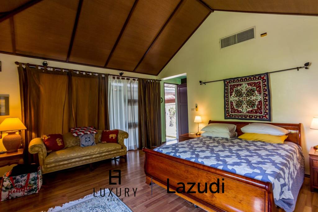 Дом 2,400 кв.м. 4 Кровать 