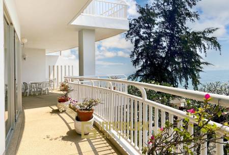 Baan Chom View : 2 Schlafzimmer-Eigentumswohnung mit Meerblick