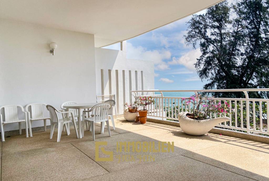 Baan Chom View : 2 Schlafzimmer-Eigentumswohnung mit Meerblick