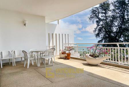 Baan Chom View : 2 Schlafzimmer-Eigentumswohnung mit Meerblick