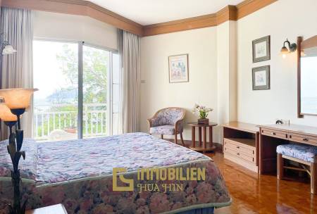 Baan Chom View : 2 Schlafzimmer-Eigentumswohnung mit Meerblick