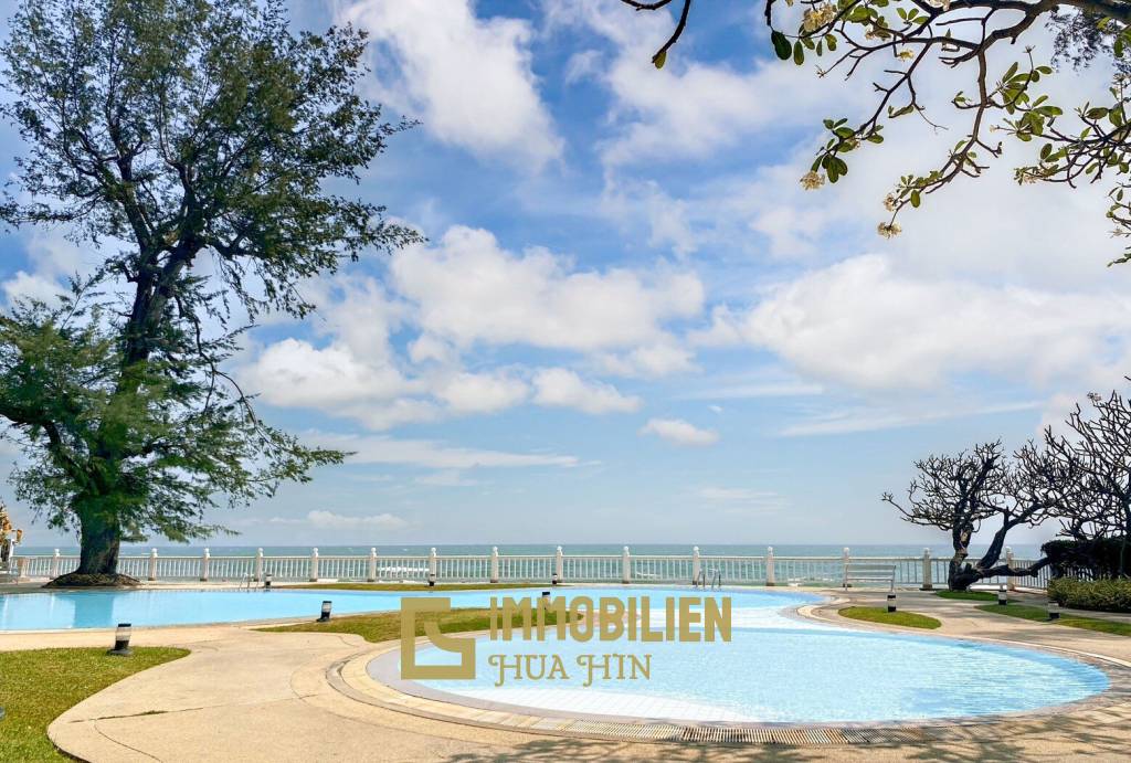 Baan Chom View : 2 Schlafzimmer-Eigentumswohnung mit Meerblick