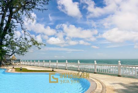 Baan Chom View : 2 Schlafzimmer-Eigentumswohnung mit Meerblick