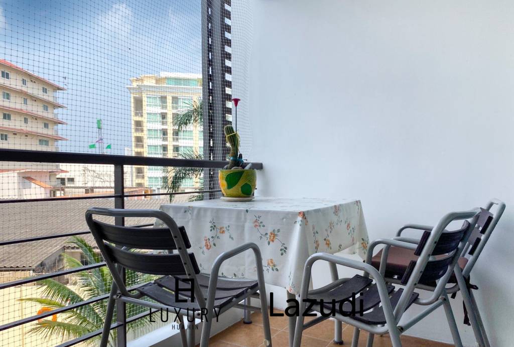 Tira Tiraa Condominium : 1 Bedroom Condo With Pool View