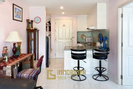 Tira Tiraa Condominium: 1-Schlafzimmer-Eigentumswohnung mit Poolblick