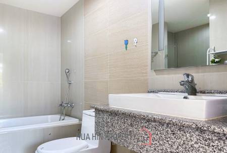 Tira Tiraa Condominium : 1 Bedroom Condo With Pool View