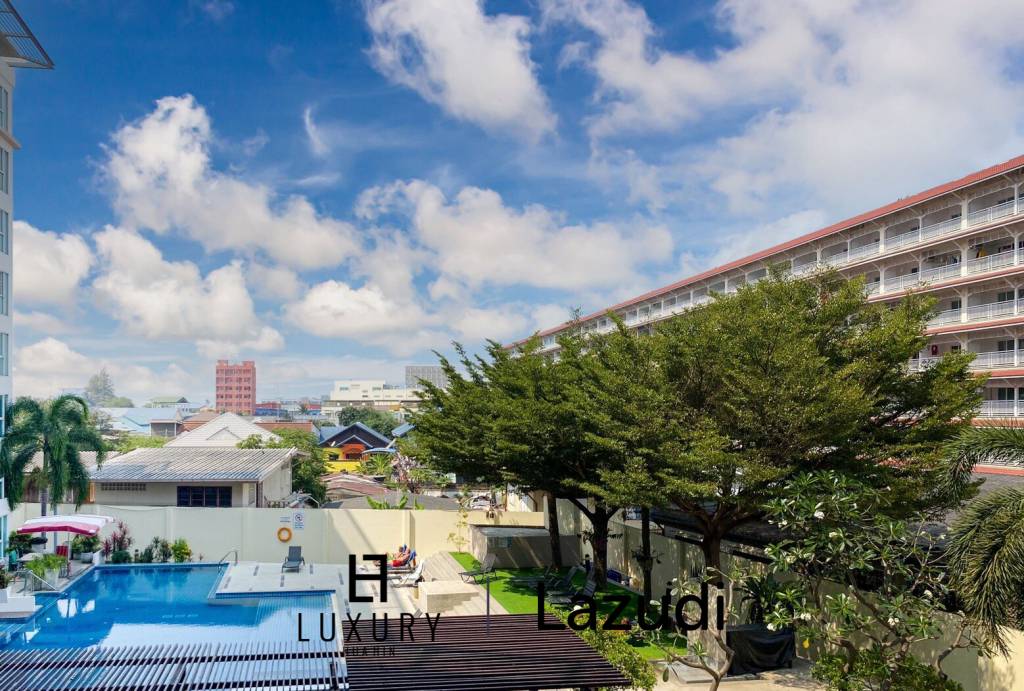 Tira Tiraa Condominium : 1 Bedroom Condo With Pool View