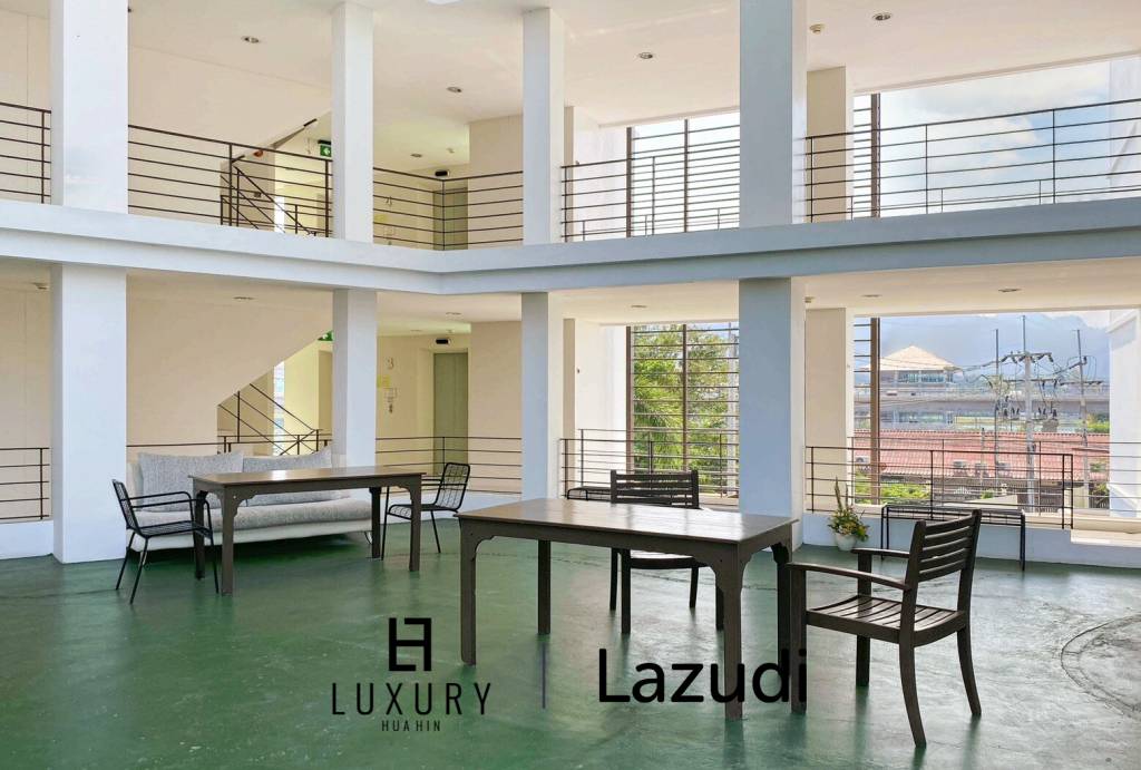 Tira Tiraa Condominium : 1 Bedroom Condo With Pool View