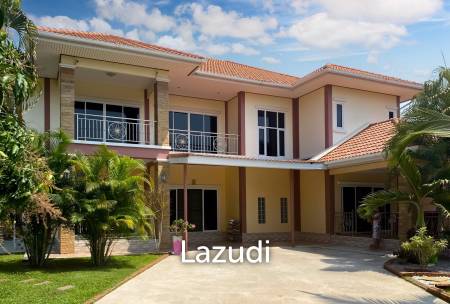 2 Storey : Stand Alone House On A Big Land Plot