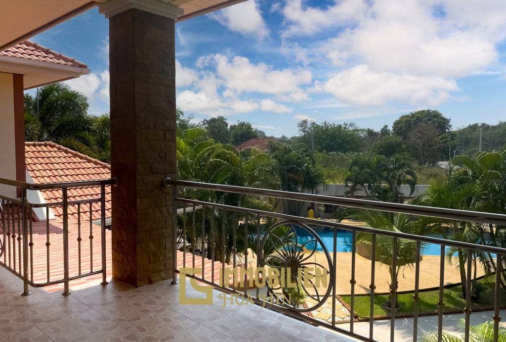 2 Storey : Stand Alone House On A Big Land Plot