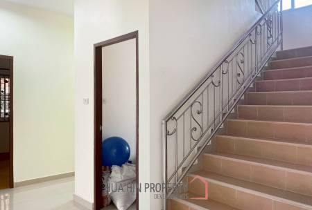 2 Storey : Stand Alone House On A Big Land Plot