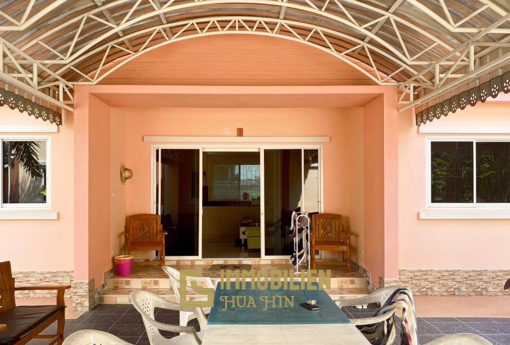 2 Storey : Stand Alone House On A Big Land Plot
