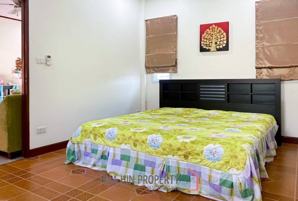 2 Storey : Stand Alone House On A Big Land Plot