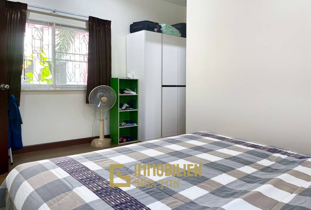 2 Storey : Stand Alone House On A Big Land Plot