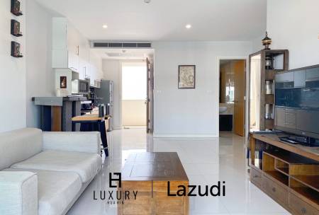 The Breeze Condo: 2 Bedroom With Pool View