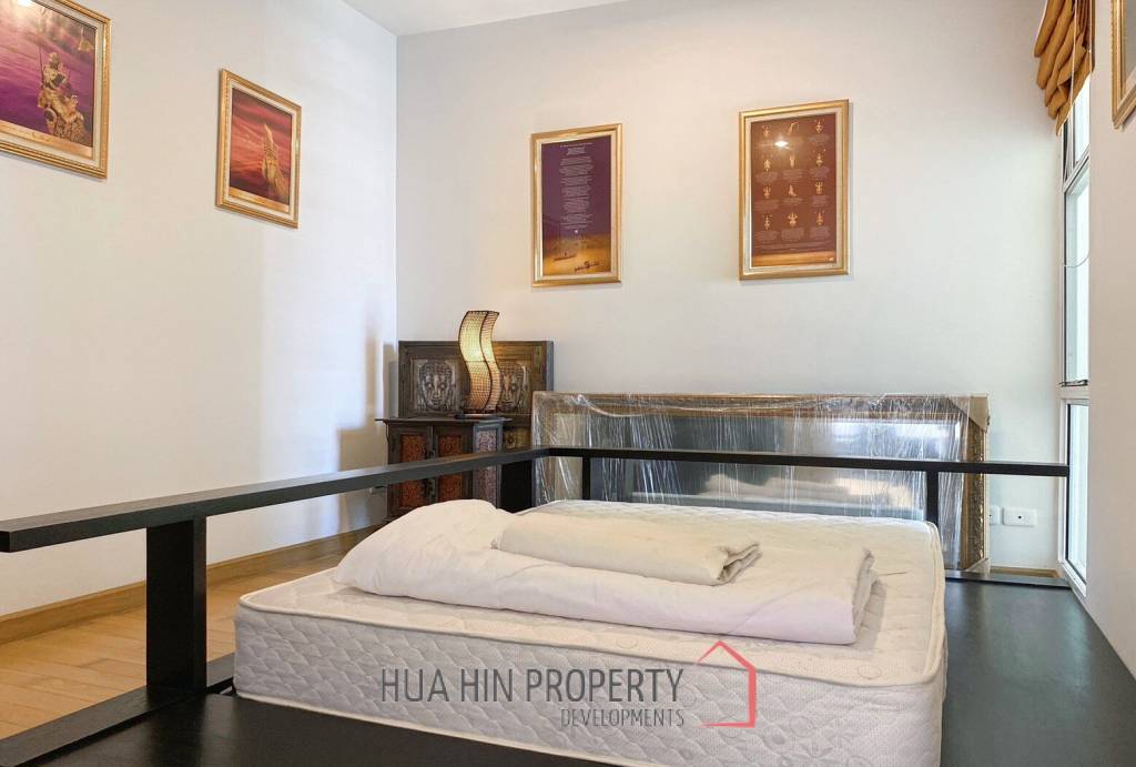 The Breeze Condo: 2 Bedroom With Pool View