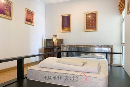 The Breeze Condo: 2 Bedroom With Pool View