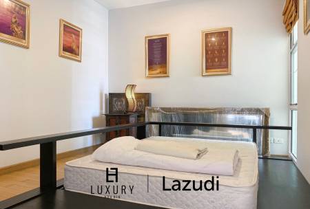 The Breeze Condo: 2 Bedroom With Pool View