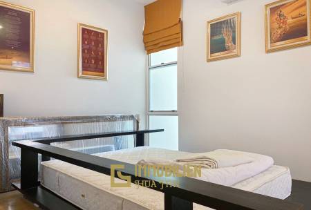 The Breeze Condo: 2 Schlafzimmer-Apartment mit Poolblick
