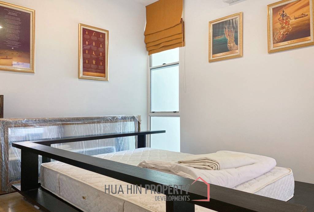 The Breeze Condo: 2 Bedroom With Pool View