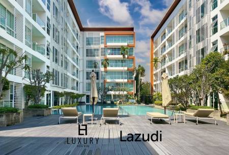 The Breeze Condo: 1 Bedroom With Pool View