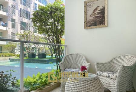 The Breeze Condo: 1 Bedroom With Pool View