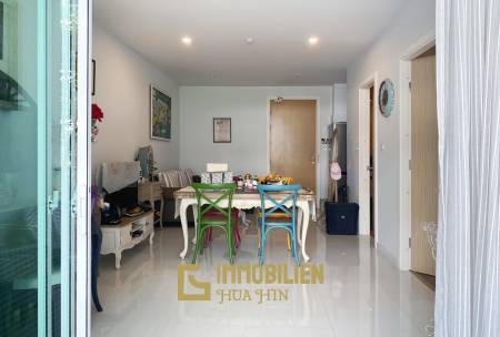 The Breeze Condo: 1 Bedroom With Pool View