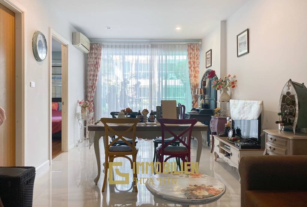 The Breeze Condo: 1 Bedroom With Pool View