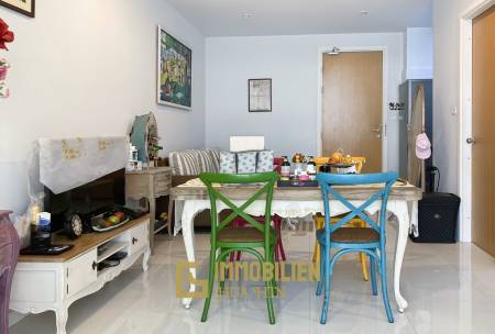 The Breeze Condo: 1 Bedroom With Pool View